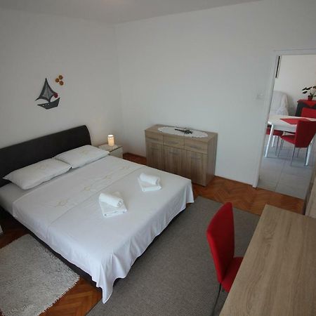 Apartment Vanda Нови-Винодолски Экстерьер фото